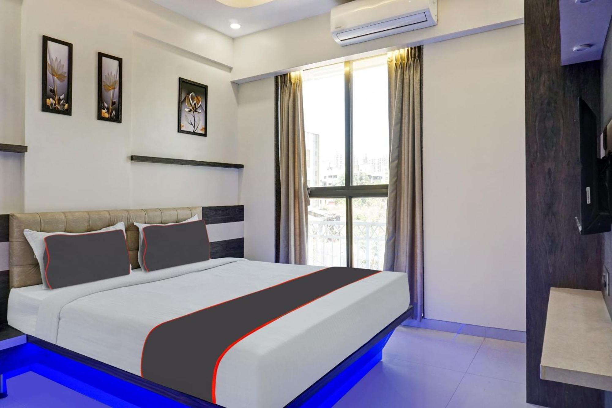 מלון Pimpri-Chinchwad Super Townhouse Poona Royal מראה חיצוני תמונה