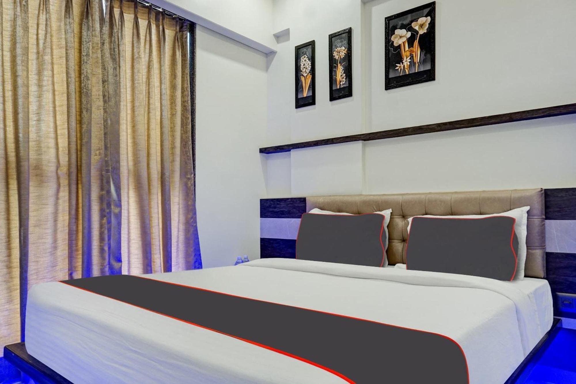 מלון Pimpri-Chinchwad Super Townhouse Poona Royal מראה חיצוני תמונה