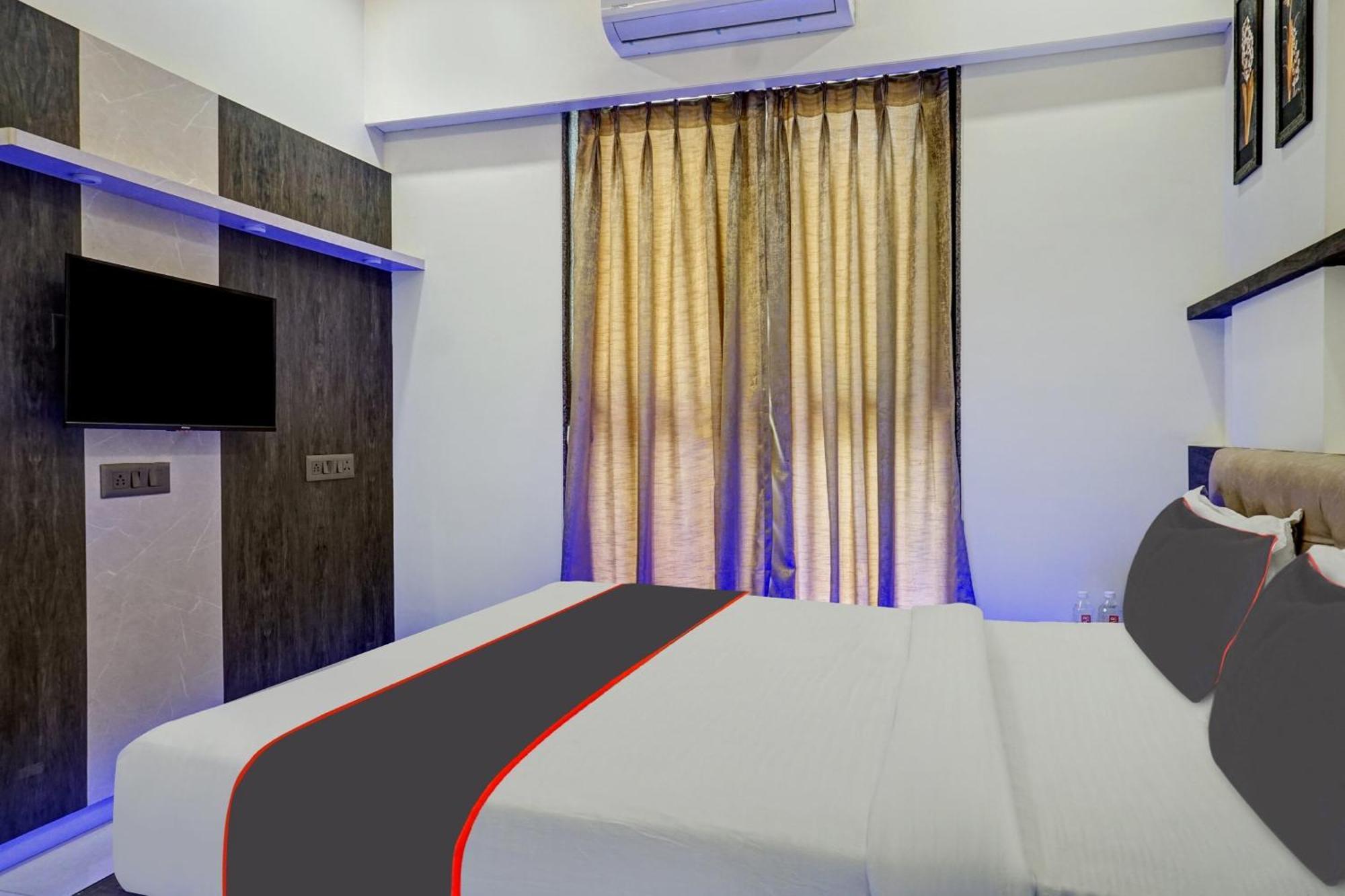 מלון Pimpri-Chinchwad Super Townhouse Poona Royal מראה חיצוני תמונה